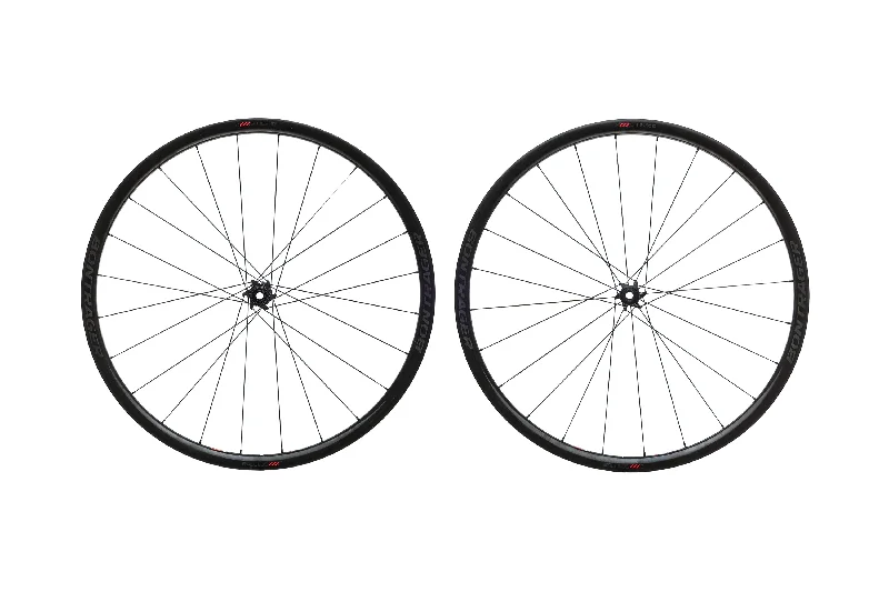 Bontrager Aeolus XXX2 Carbon Clincher 700c Wheelset