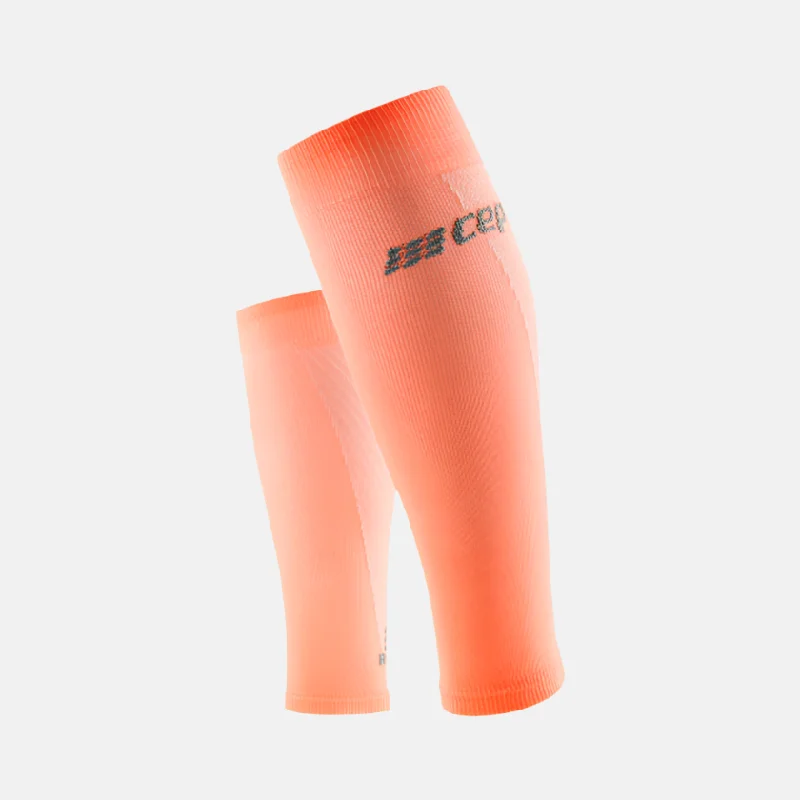 Grippy road pedals-Cep Ultralight Compression Women's Calf Sleeves -Coral/Cream