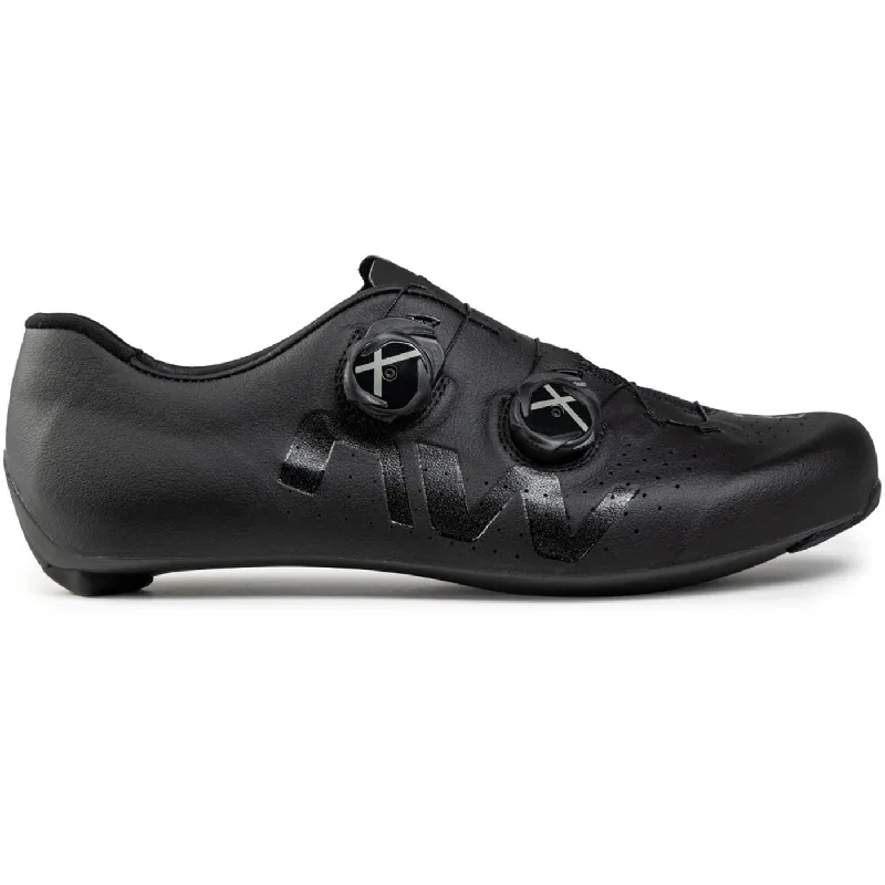 natural cycling clothing fibers-Scarpe Northwave Veloce Extreme - Nero